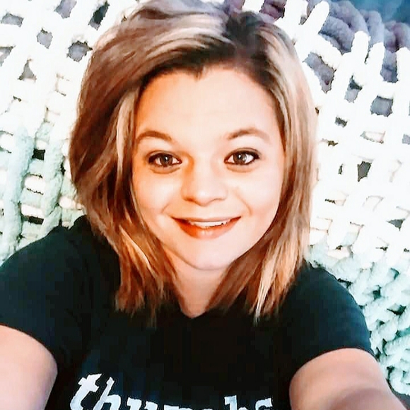 Meet your Posher, Jennifer - Picture 7 of 8